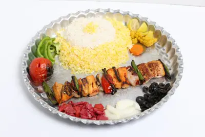 چلو ماهی شیر کبابی